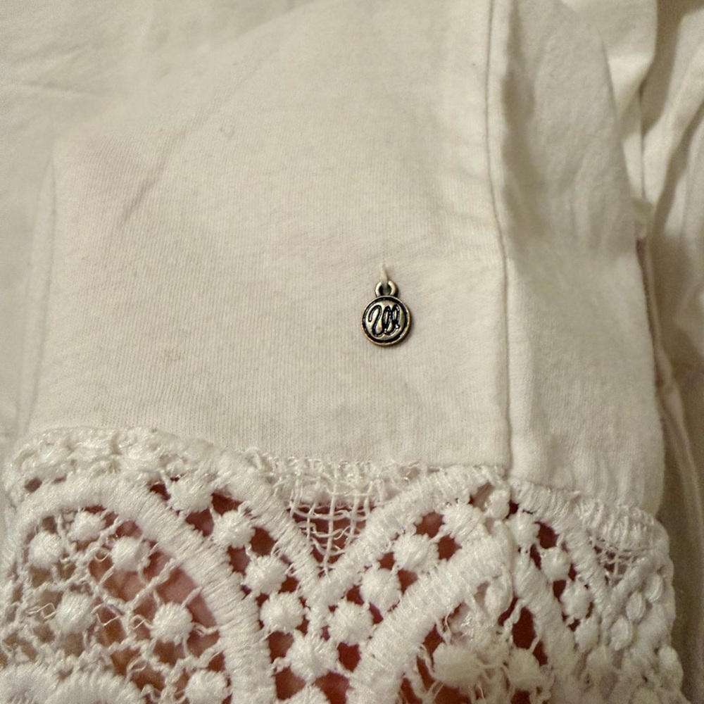 Wrangler Cream Tunic with Lace Detail - Picture 3 of 3